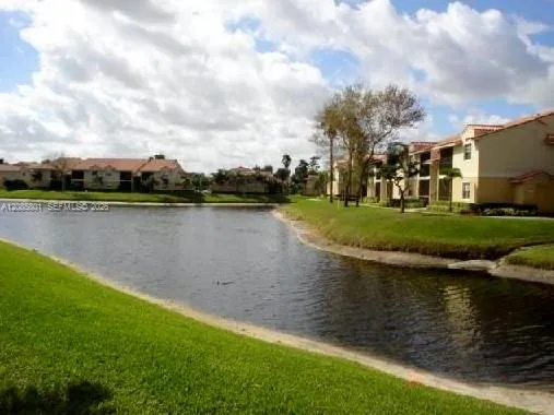 1237 SW 46th Ave #811 Pompano Beach, FL 33069