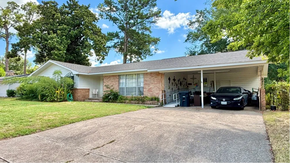 1723 Montrose Drive Tyler, TX 75701