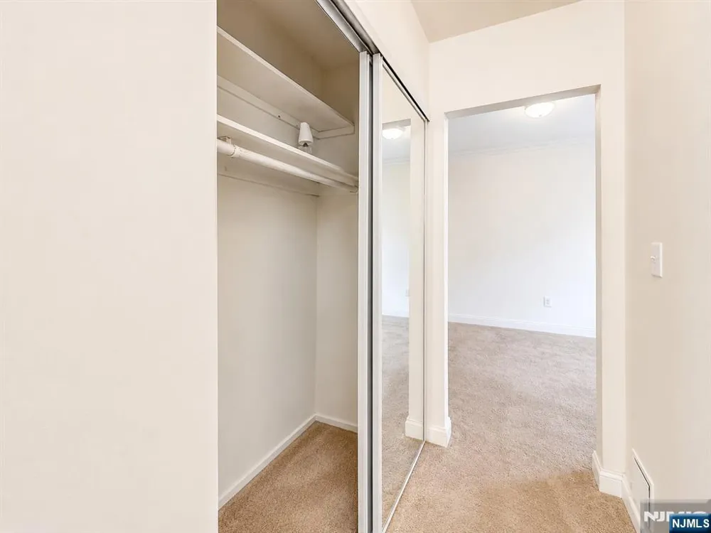 53 Knox T 2A Wayne, NJ 07470