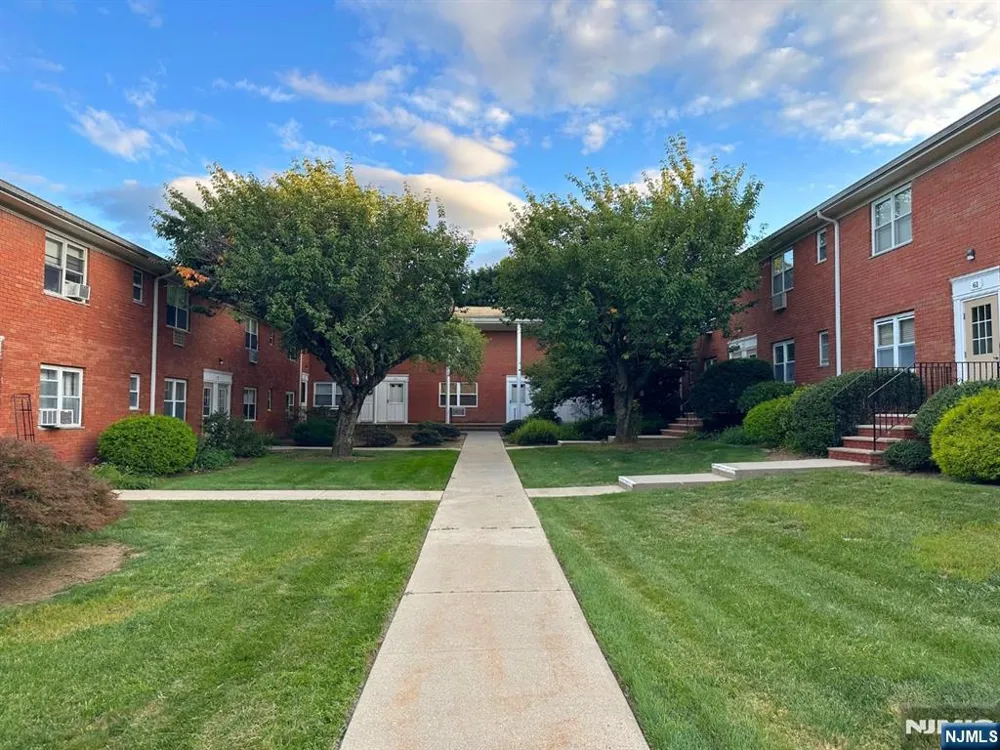 53 Knox T 2A Wayne, NJ 07470