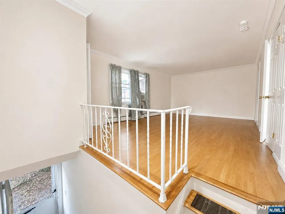 53 Knox T 2A Wayne, NJ 07470