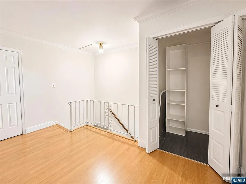 53 Knox T 2A Wayne, NJ 07470