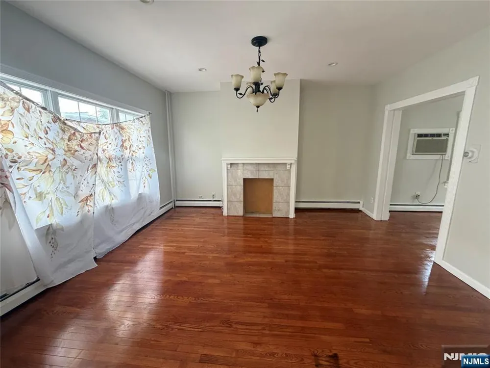 1410 37th Street North Bergen, NJ 07047