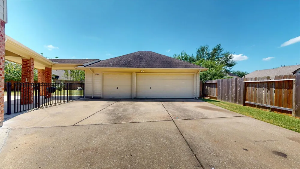 3310 Aspenbrook Ct Court Pearland, TX 77581
