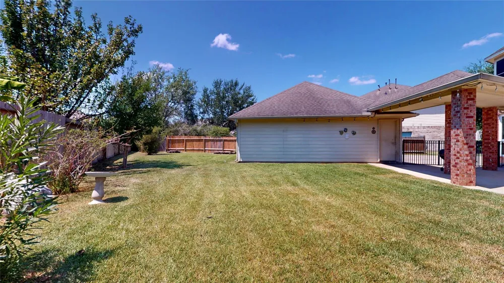 3310 Aspenbrook Ct Court Pearland, TX 77581