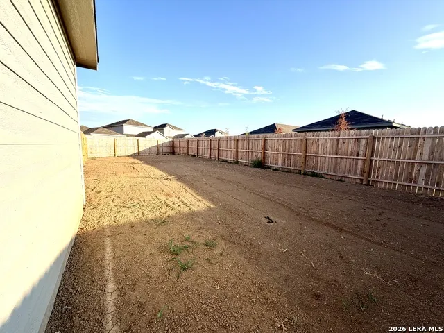 6602 COQUINA CV Elmendorf, TX 78112