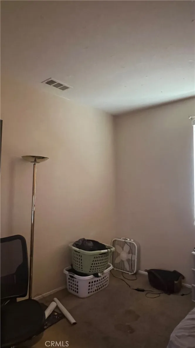 14541 Springdale Adelanto, CA 92301