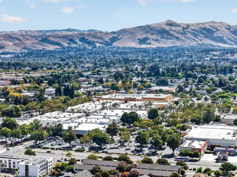 38251 Eggers Fremont, CA 94536