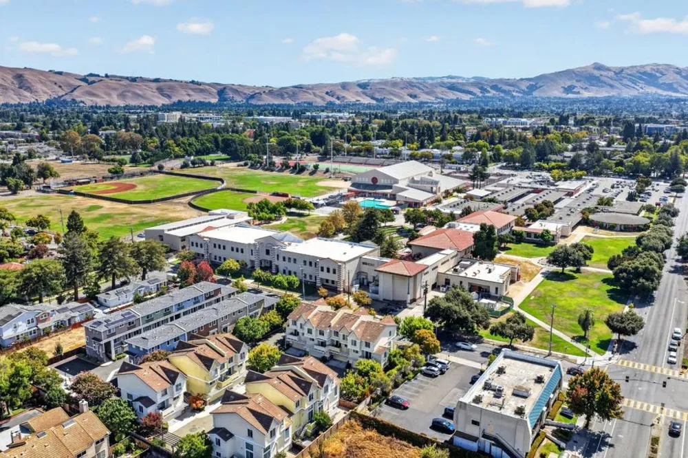 38251 Eggers Fremont, CA 94536