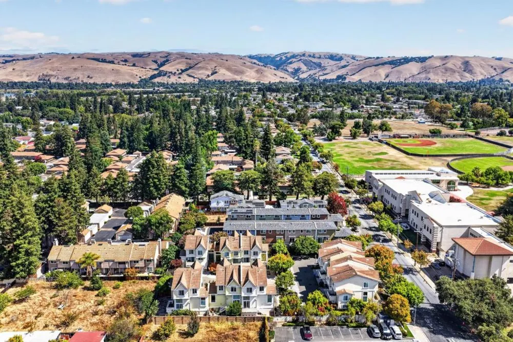 38251 Eggers Fremont, CA 94536