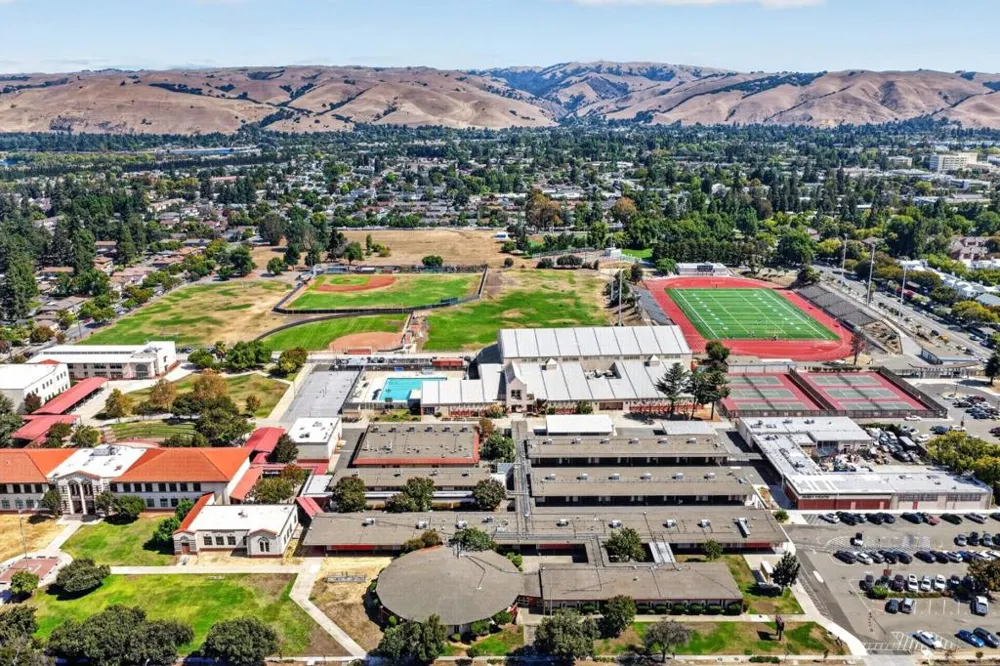 38251 Eggers Fremont, CA 94536