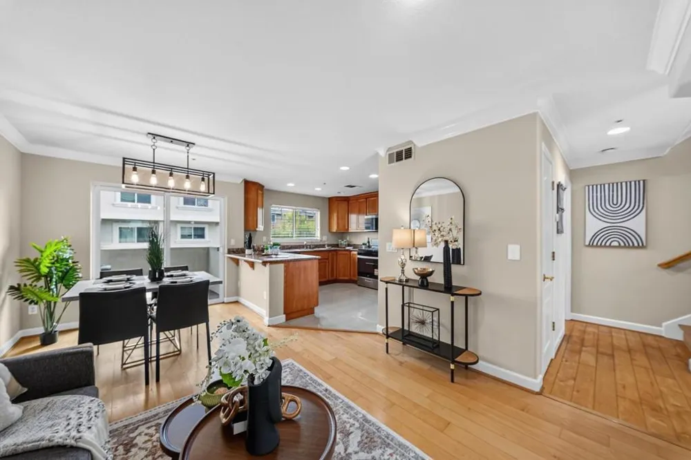 38251 Eggers Fremont, CA 94536