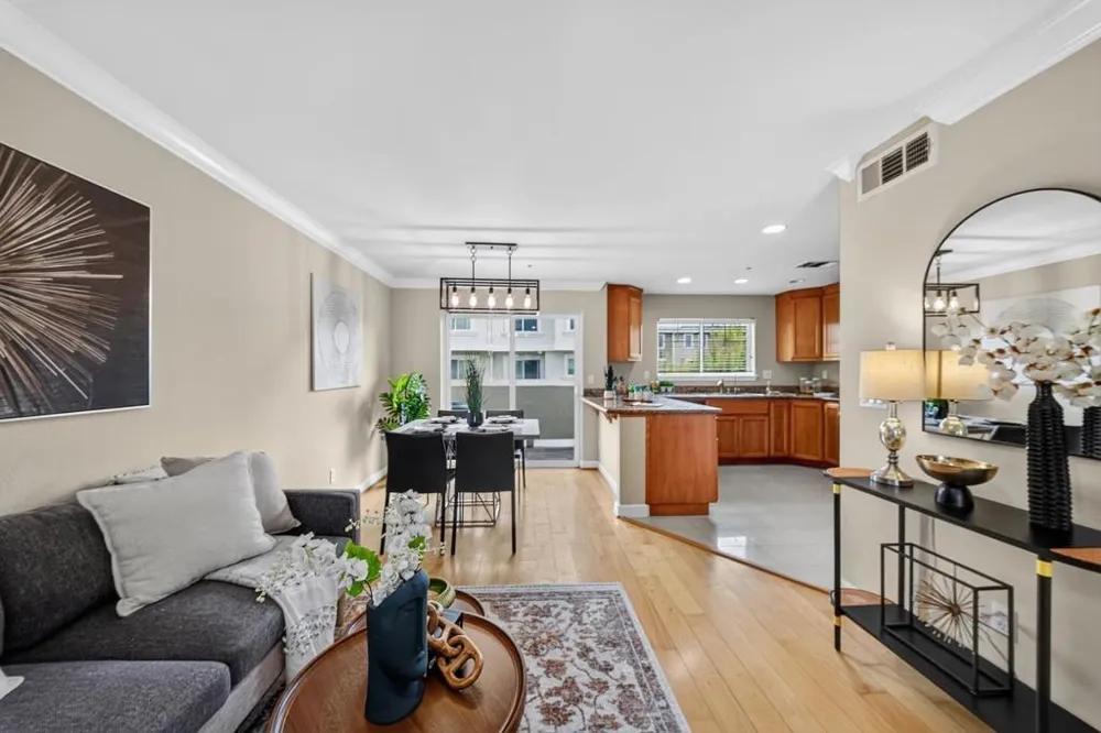 38251 Eggers Fremont, CA 94536