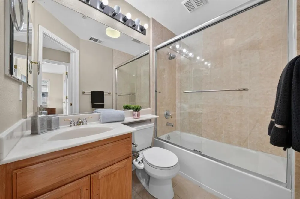 38251 Eggers Fremont, CA 94536