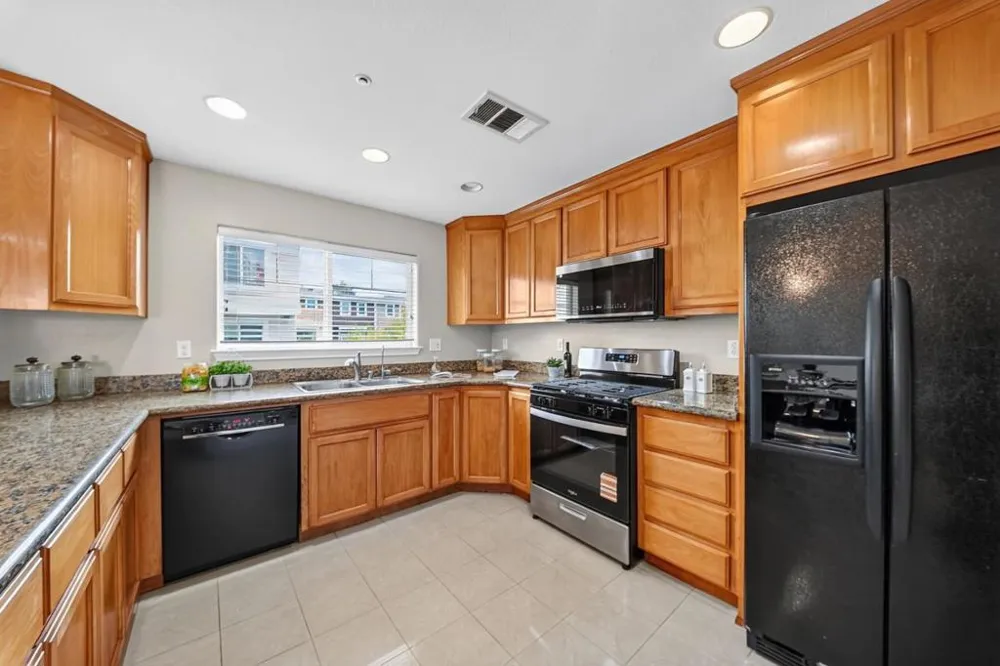 38251 Eggers Fremont, CA 94536