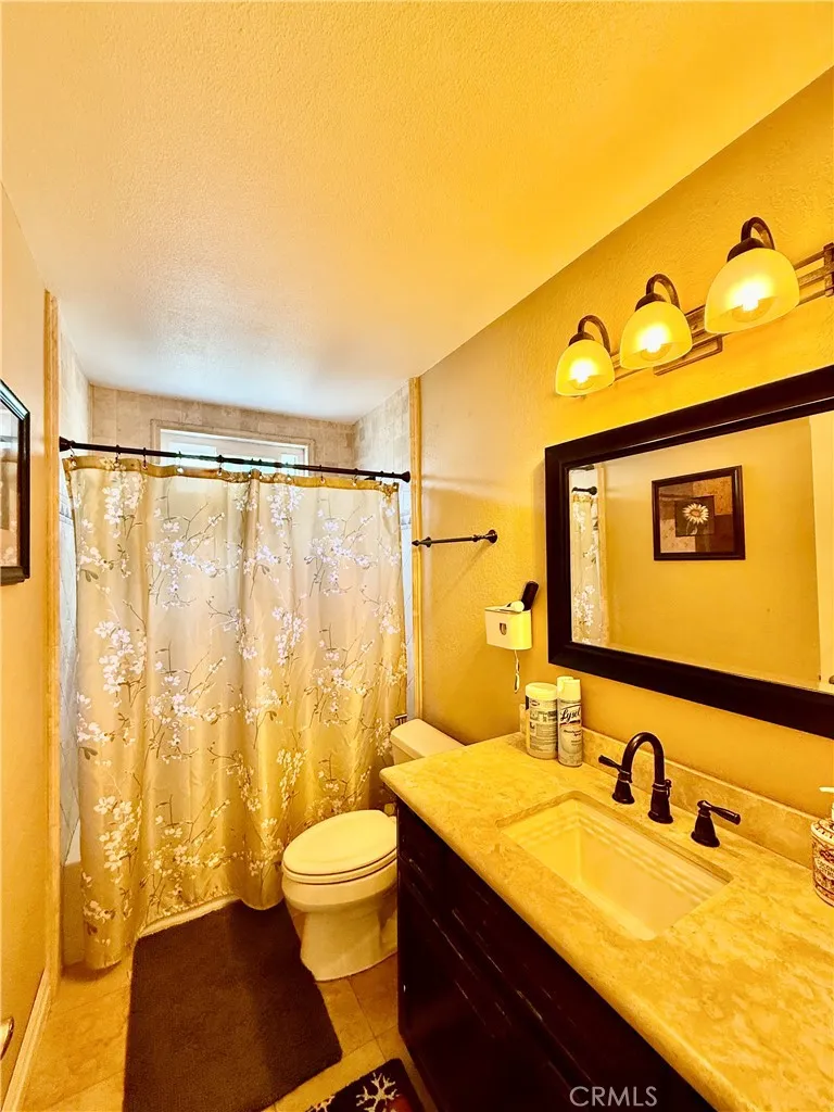 6860 Via Kannela Stanton, CA 90680