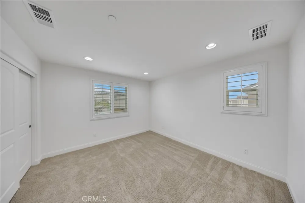 14502 Badger Eastvale, CA 92880