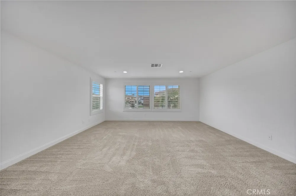 14502 Badger Eastvale, CA 92880