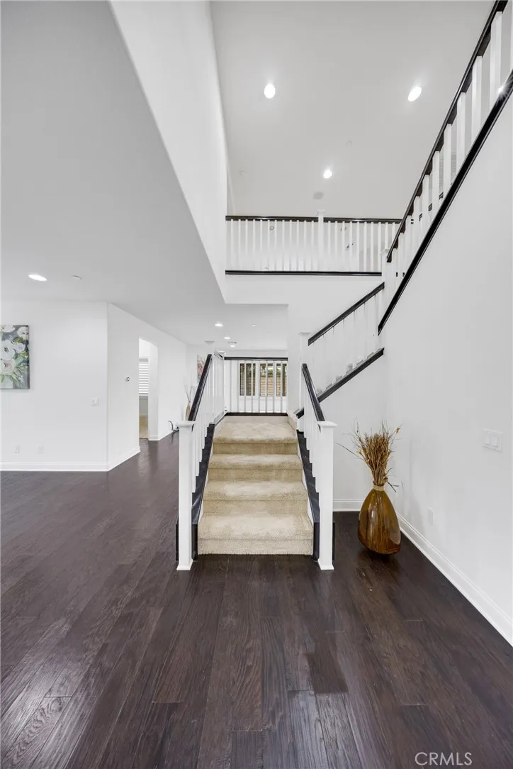 14502 Badger Eastvale, CA 92880