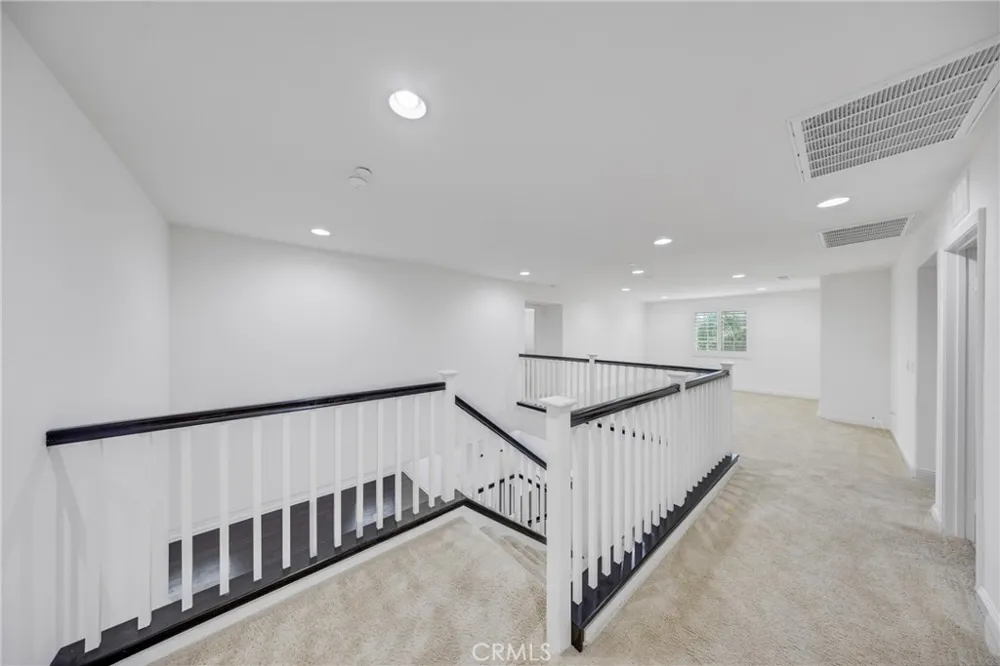 14502 Badger Eastvale, CA 92880