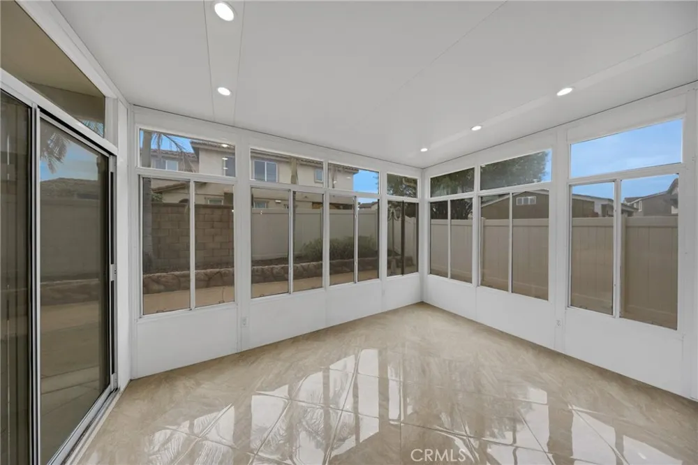 14502 Badger Eastvale, CA 92880