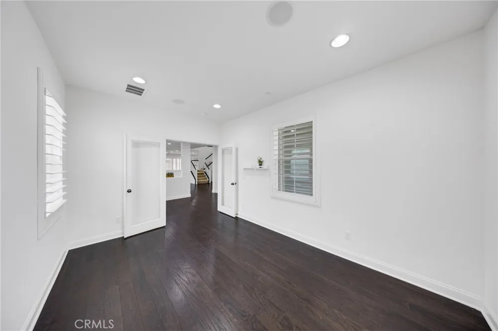 14502 Badger Eastvale, CA 92880