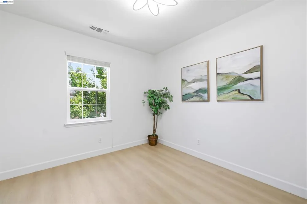 4866 Shelton St Dublin, CA 94568