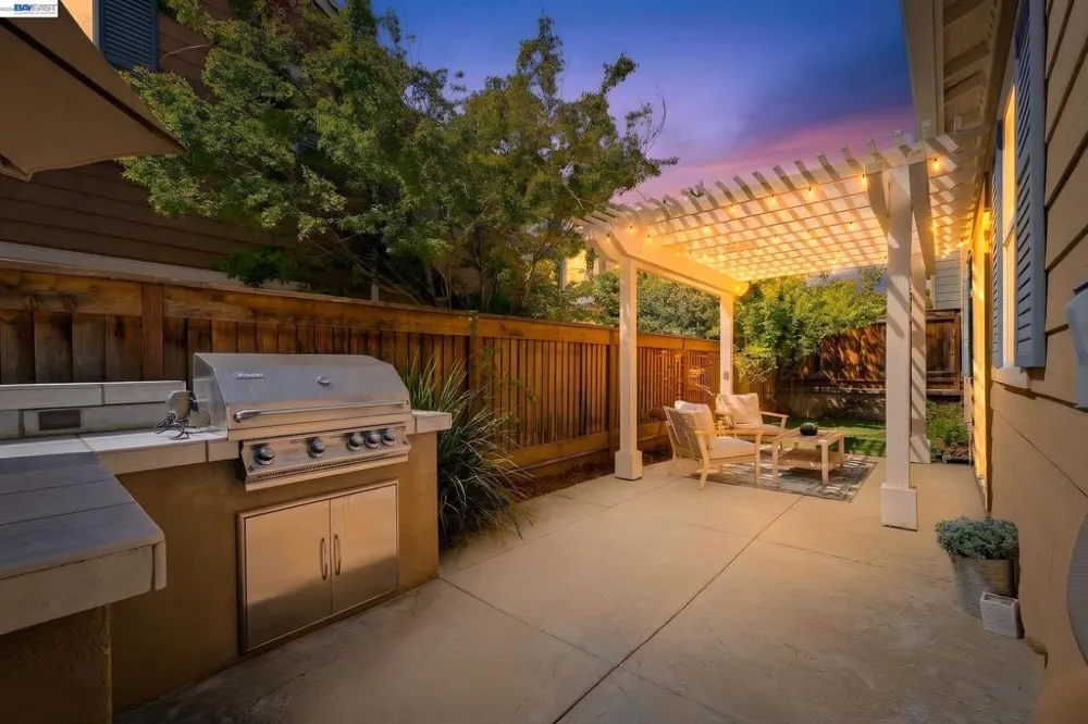 4866 Shelton St Dublin, CA 94568