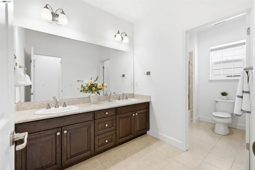 4866 Shelton St Dublin, CA 94568