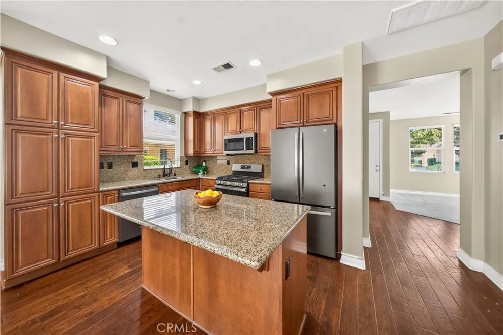 37183 Ascella Lane Murrieta, CA 92563