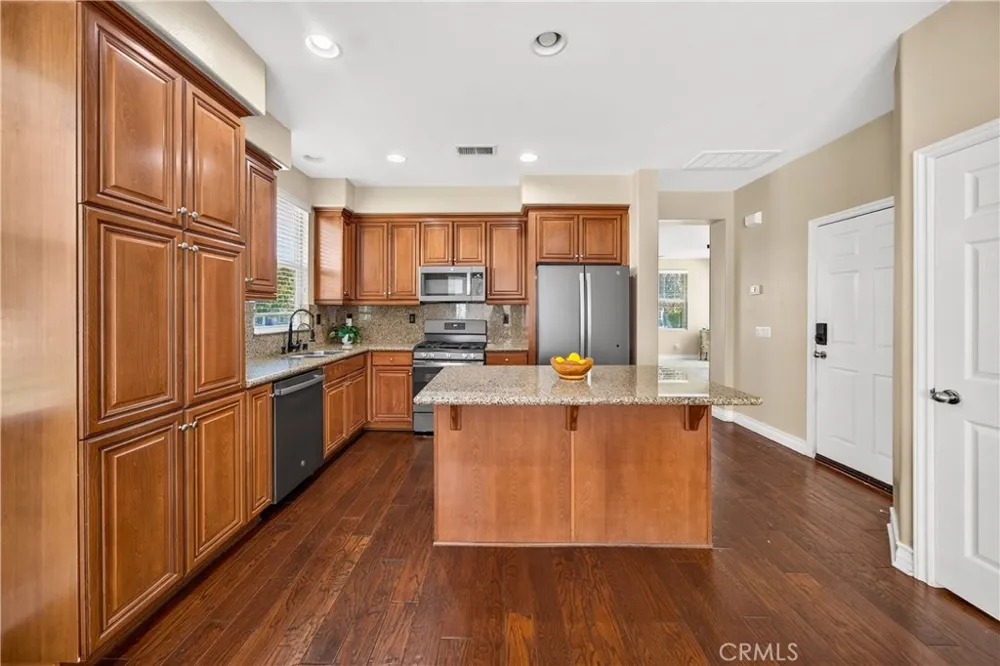 37183 Ascella Lane Murrieta, CA 92563