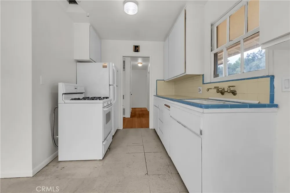 311 Saint Bonaventure St Claremont, CA 91711