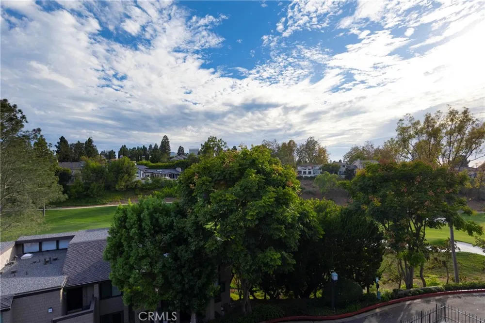25 Canyon Island Newport Beach, CA 92660