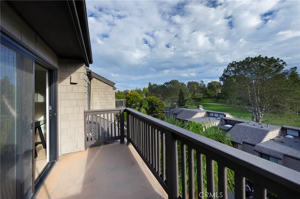 25 Canyon Island Newport Beach, CA 92660