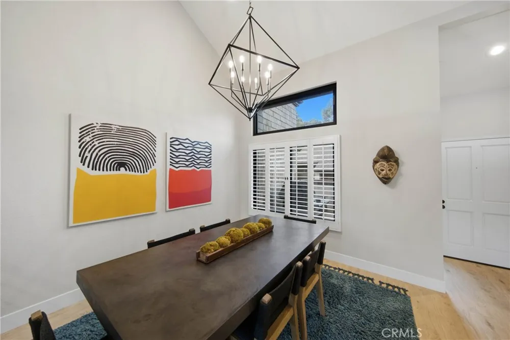 25 Canyon Island Newport Beach, CA 92660