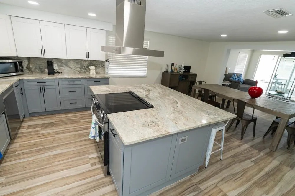4927 BLUE HERON DRIVE New Port Richey, FL 34652