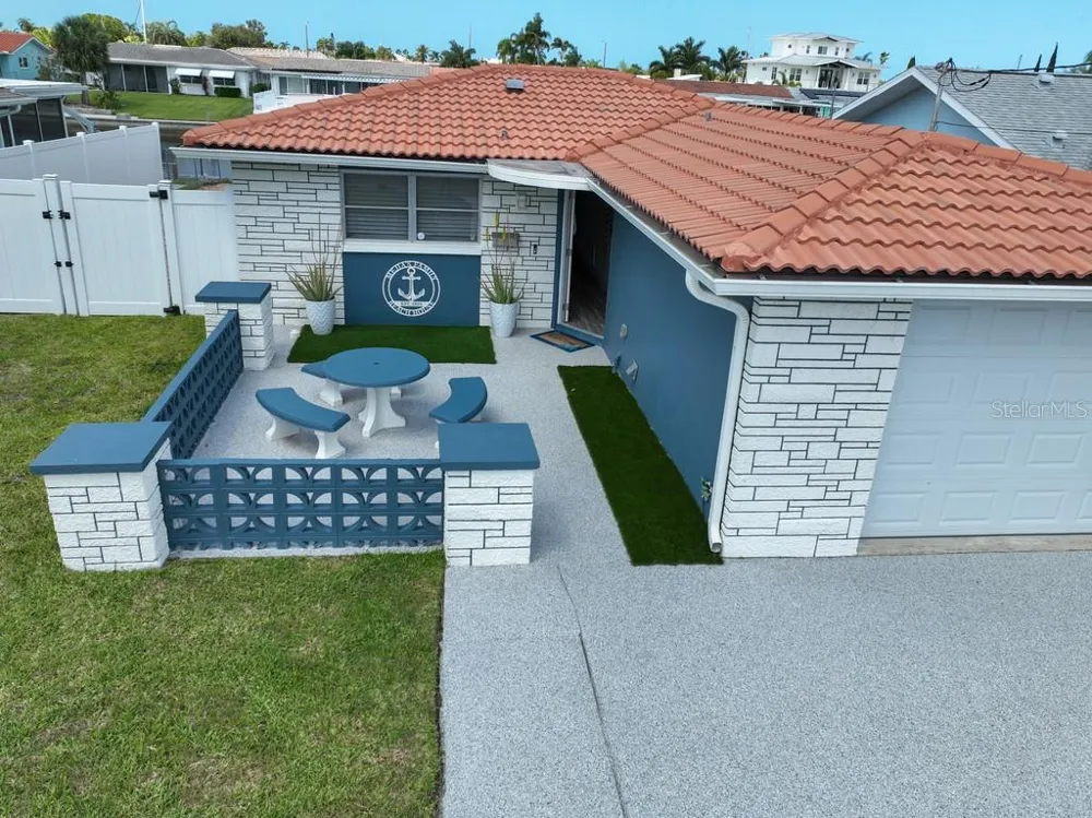 4927 BLUE HERON DRIVE New Port Richey, FL 34652