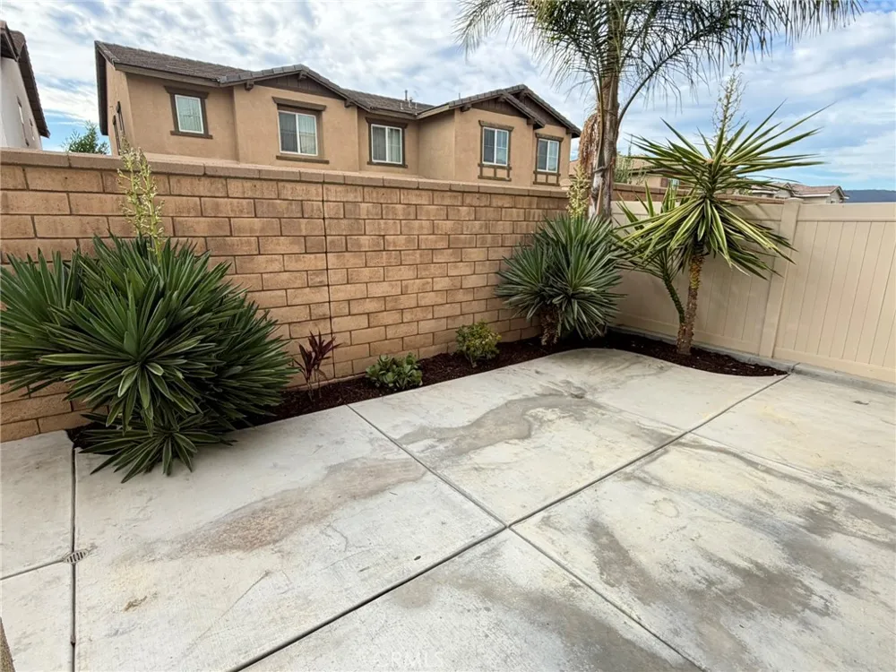 24325 Bay Laurel Murrieta, CA 92562