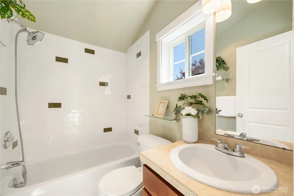 1608 NW 65th Street #A Seattle, WA 98117