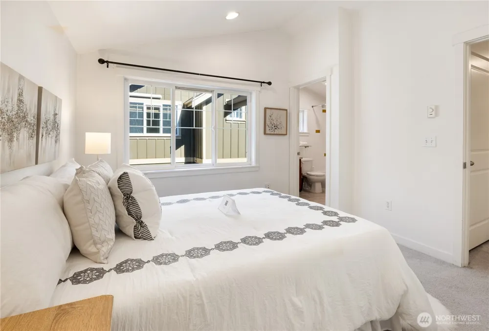 1608 NW 65th Street #A Seattle, WA 98117