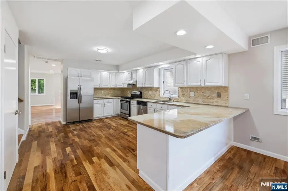 222 Eagle Rock Avenue Roseland, NJ 07068