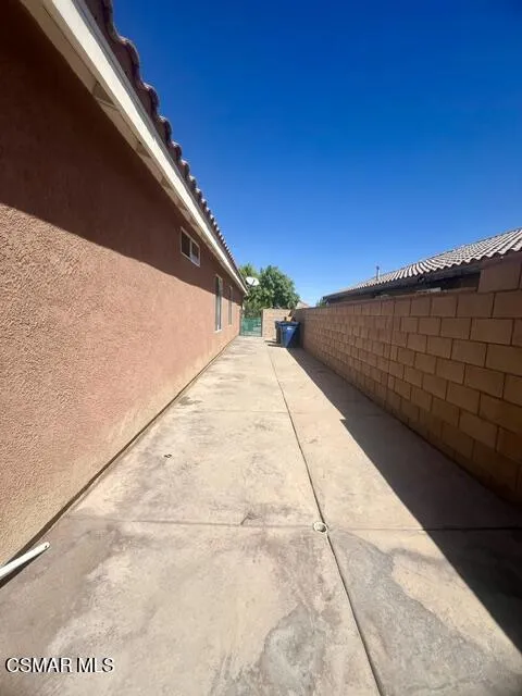 3034 E Lingard Street Lancaster, CA 93535