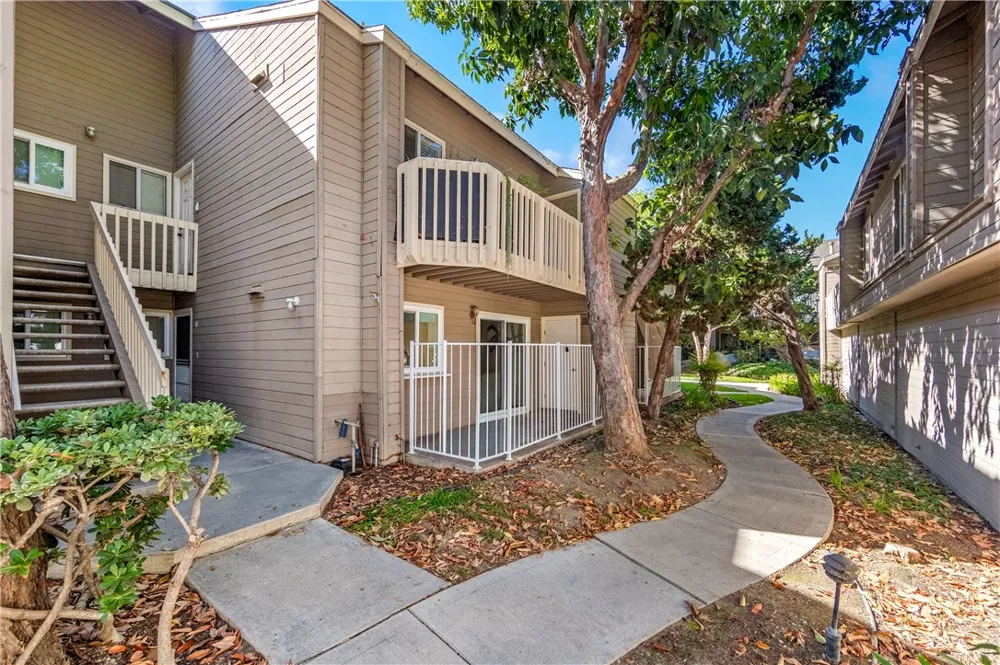 12562 Dale #48 Garden Grove, CA 92841