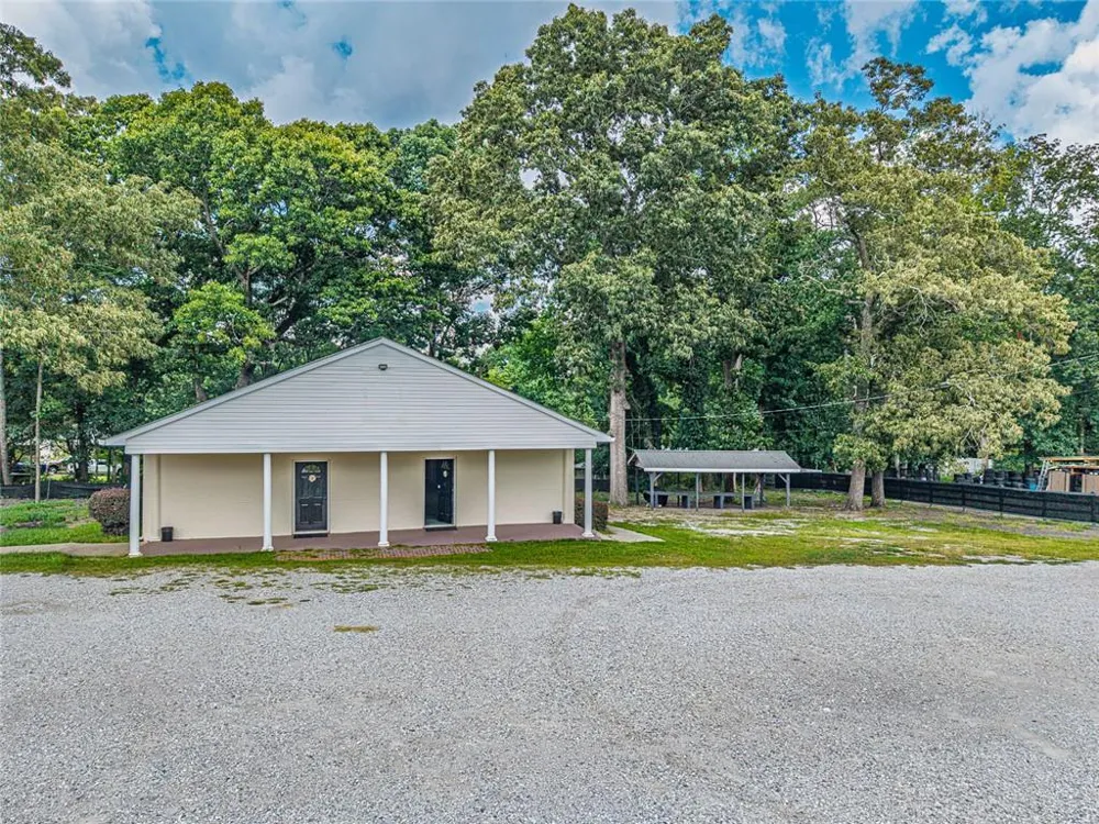635 McFarland Parkway Alpharetta, GA 30004