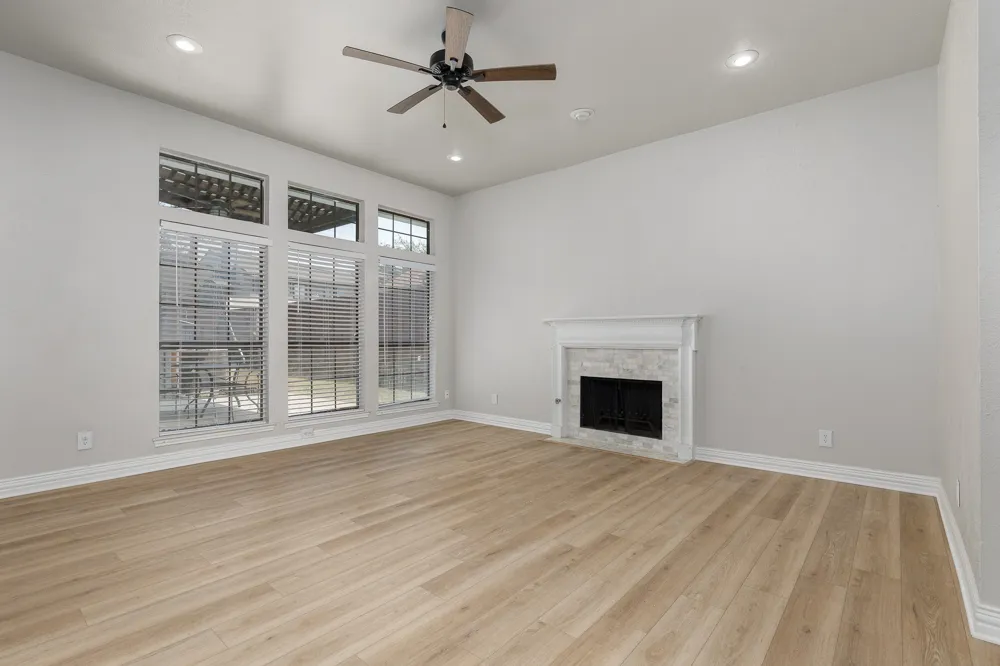 9703 Springtree Lane Dallas, TX 75243