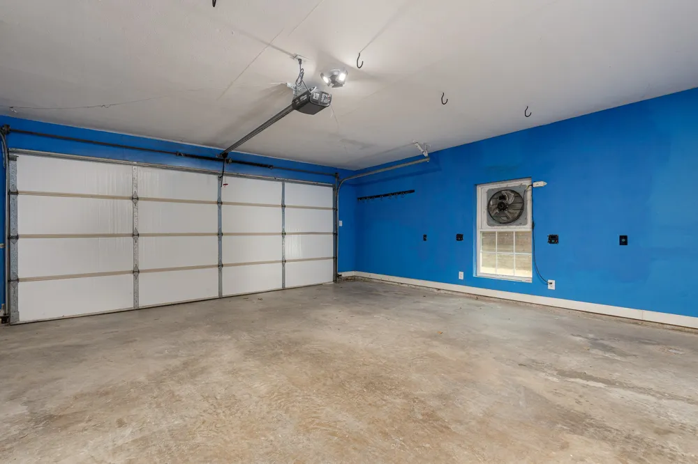 9703 Springtree Lane Dallas, TX 75243