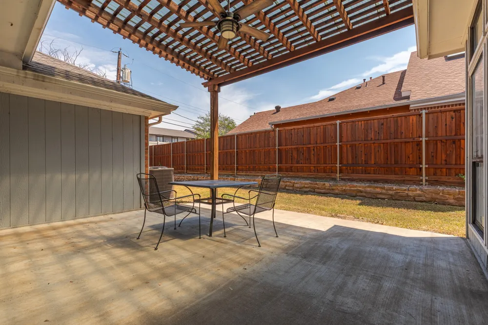 9703 Springtree Lane Dallas, TX 75243