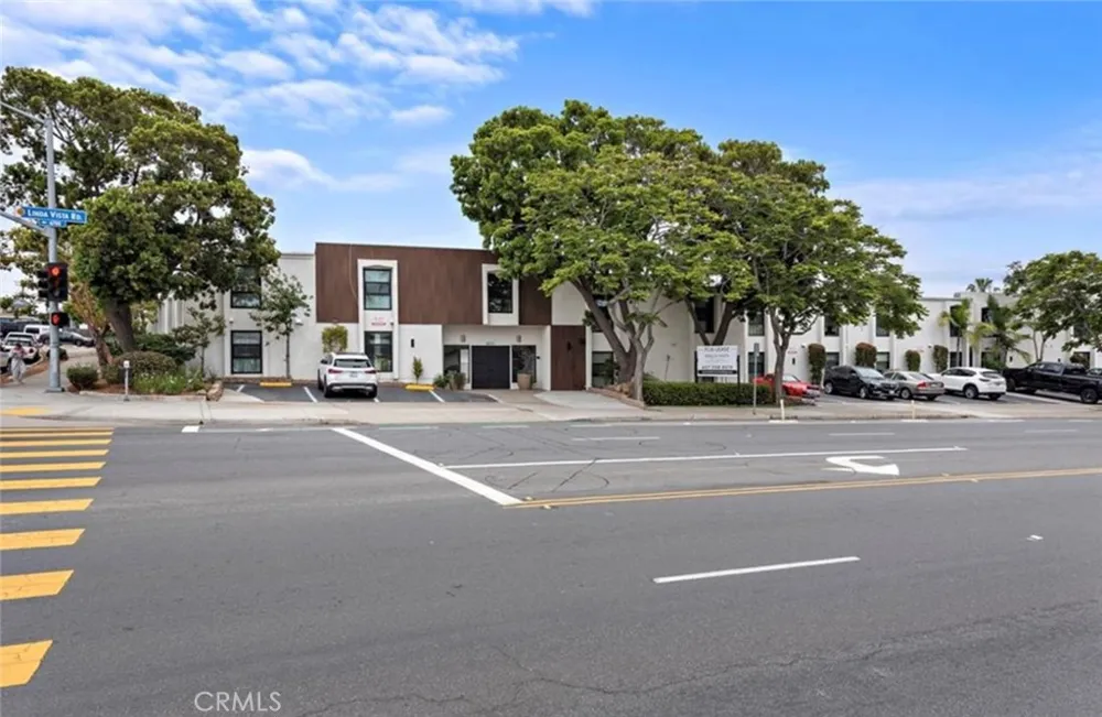 6679 Linda Vista Unit #16 San Diego, CA 92111