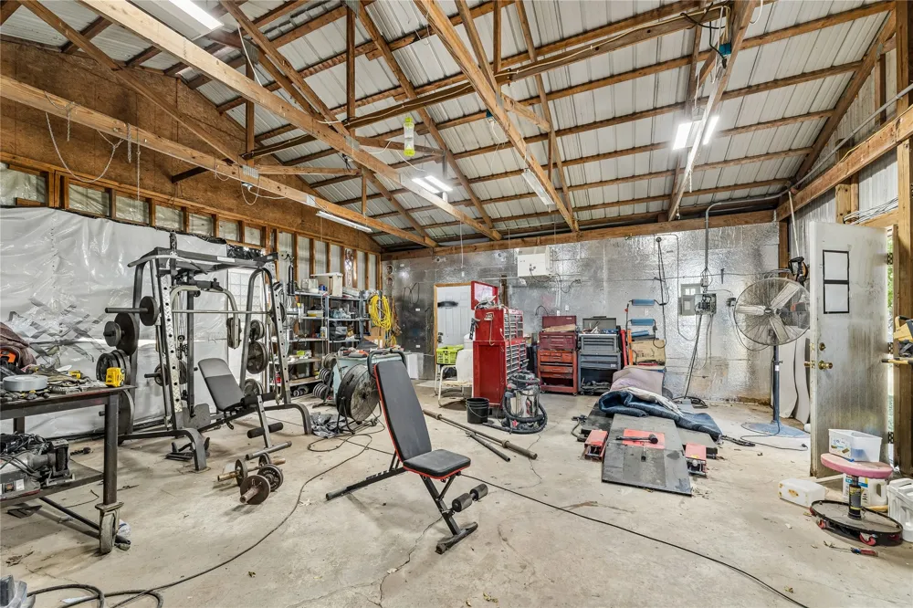 20220 E 700 ROAD Wagoner, OK 74467