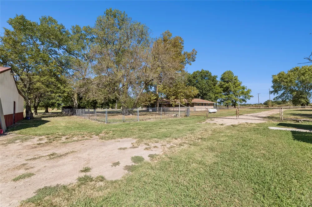 20220 E 700 ROAD Wagoner, OK 74467